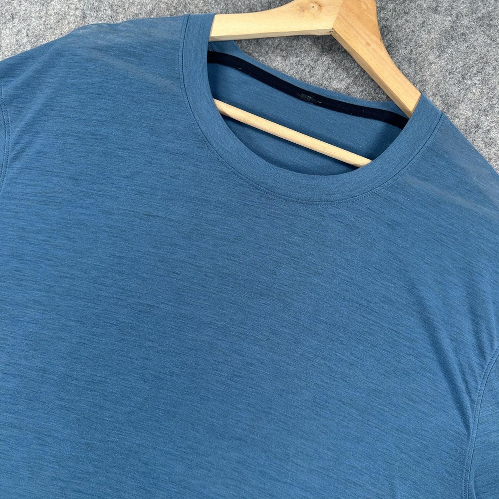 Lululemon Shirt Mens Extra Large Blue Metal Vent Tech Short Sleeve Athletic Tee‎
